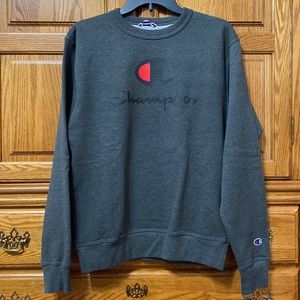 Men’s Champion sweatshirt